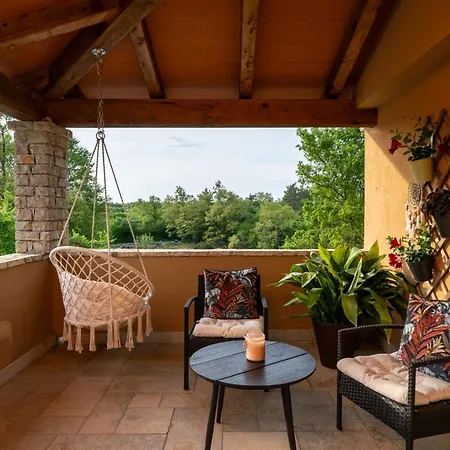 Hébergement de vacances Casa Karnevali *