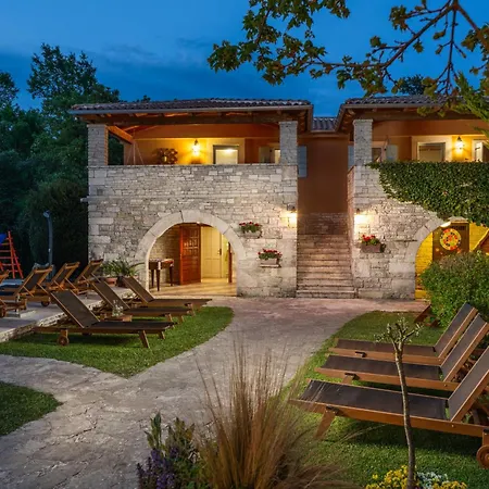 Casa Karnevali Hébergement de vacances Žminj