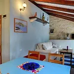 Casa Karnevali Tatil Evi *
