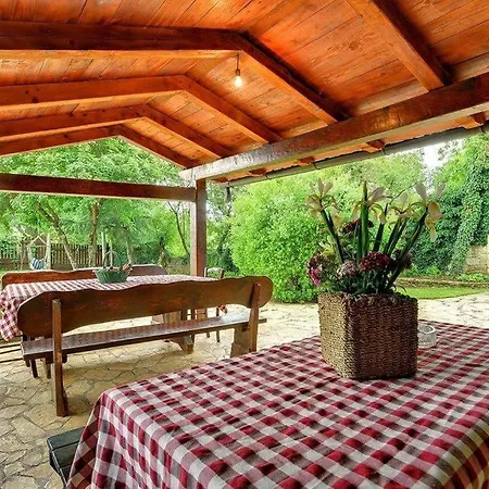 Casa Karnevali * Zminj