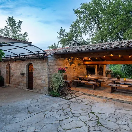 Casa Karnevali * Žminj